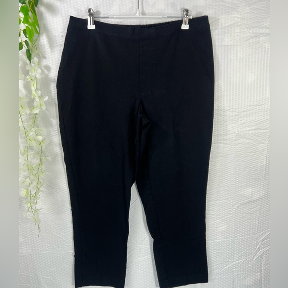 Isaac Mizrahi Live! Comfortable Stretch Crop Pants w/ Side Slit Hem Blk Reg 14 - Picture 5 of 11